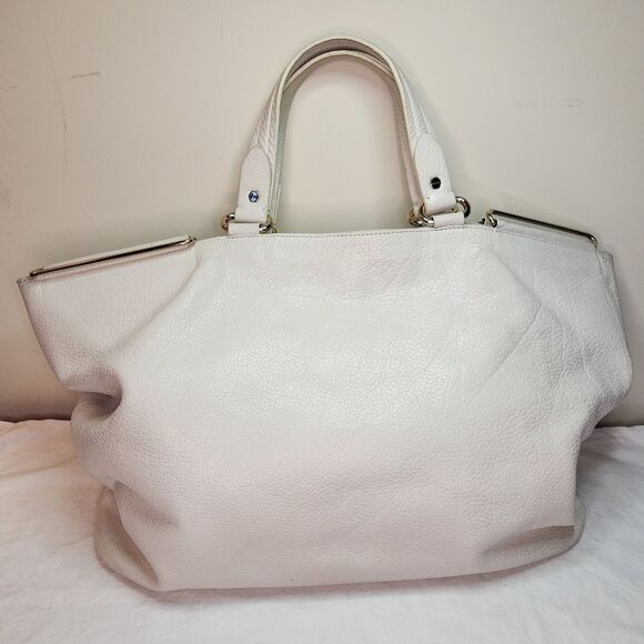 Bruno Magli white leather purse - Picture 5 of 15